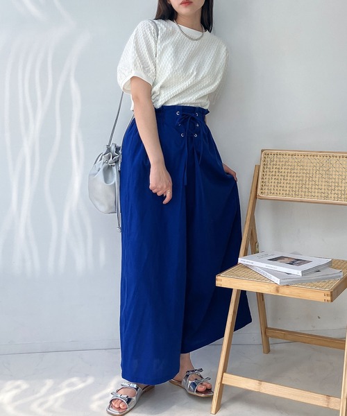 AS KNOW AS plus(アズノゥアズプラス)の「●裾マルっと サイドボタンリブ半袖プルオーバー(Tシャツ/カットソー・レディース・ブラック系/ブルー系/オフホワイト/ホワイト系/ブラック/ブルー系1/ブラック系2/ブルー系2/ホワイト系2・FREE)」の16枚目の写真