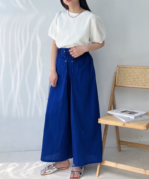 AS KNOW AS plus(アズノゥアズプラス)の「●裾マルっと サイドボタンリブ半袖プルオーバー(Tシャツ/カットソー・レディース・ブラック系/ブルー系/オフホワイト/ホワイト系/ブラック/ブルー系1/ブラック系2/ブルー系2/ホワイト系2・FREE)」の17枚目の写真