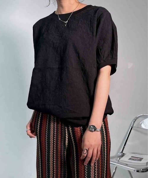 AS KNOW AS plus(アズノゥアズプラス)の「●裾マルっと サイドボタンリブ半袖プルオーバー(Tシャツ/カットソー・レディース・ブラック系/ブルー系/オフホワイト/ホワイト系/ブラック/ブルー系1/ブラック系2/ブルー系2/ホワイト系2・FREE)」の20枚目の写真