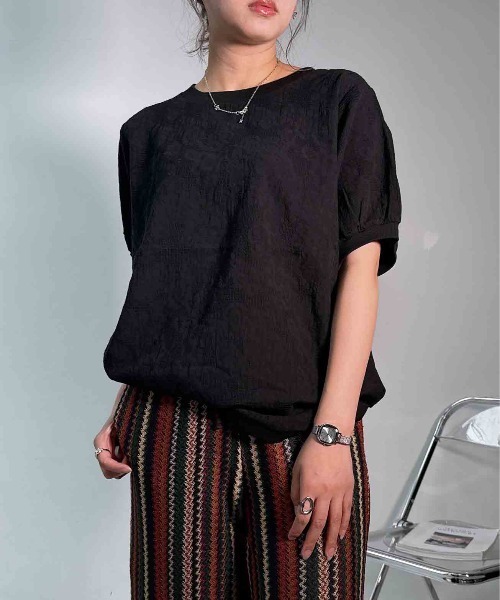 AS KNOW AS plus(アズノゥアズプラス)の「●裾マルっと サイドボタンリブ半袖プルオーバー(Tシャツ/カットソー・レディース・ブラック系/ブルー系/オフホワイト/ホワイト系/ブラック/ブルー系1/ブラック系2/ブルー系2/ホワイト系2・FREE)」の21枚目の写真