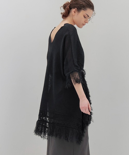 DRESSLAVE（ドレスレイブ）の「paper yarn fringe poncho(ペーパーヤーンフリンジポンチョ)（カーディガン/ボレロ・レディース・ベージュ/ブラック・38）」の3枚目の写真