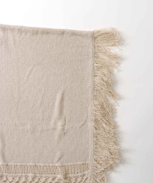 DRESSLAVE（ドレスレイブ）の「paper yarn fringe poncho(ペーパーヤーンフリンジポンチョ)（カーディガン/ボレロ・レディース・ベージュ/ブラック・38）」の12枚目の写真