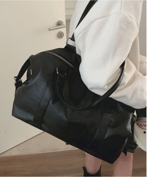 gossip!ロサンゼルス(ゴシップロサンゼルス)の「Y2K ショルダー付き トラベルバッグ 【2WAY】大容量 《通勤・通学に!》(ショルダーバッグ・レディース・ブラック/オフホワイト・FREE)」の19枚目の写真