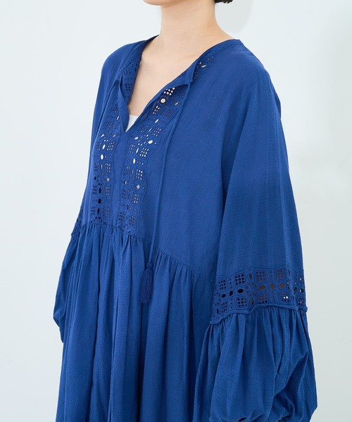 collex(コレックス)の「レース切替パフスリーブワンピース(ワンピース・レディース・ブラック/ブルー・フリー)」の17枚目の写真