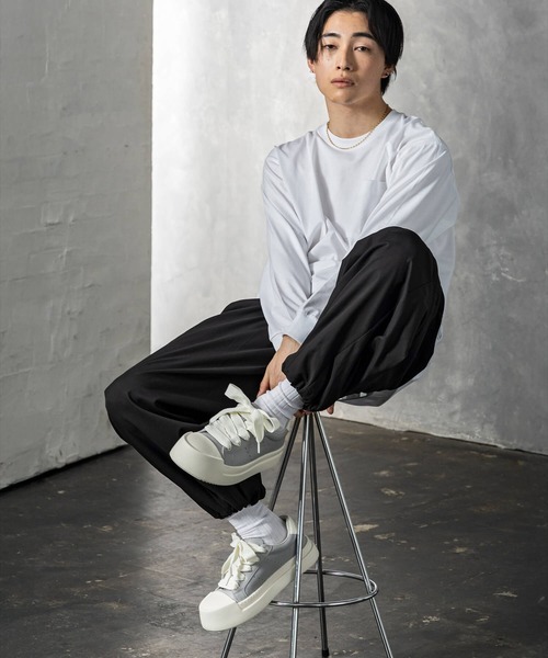 +CLOSET（プラスクローゼット）の「ファットシューレースレザースニーカー（スニーカー・メンズ・グレー/ブラック・24.0cm/23.5cm/27.5cm/26.5cm/25.5cm/24.5cm）」の12枚目の写真