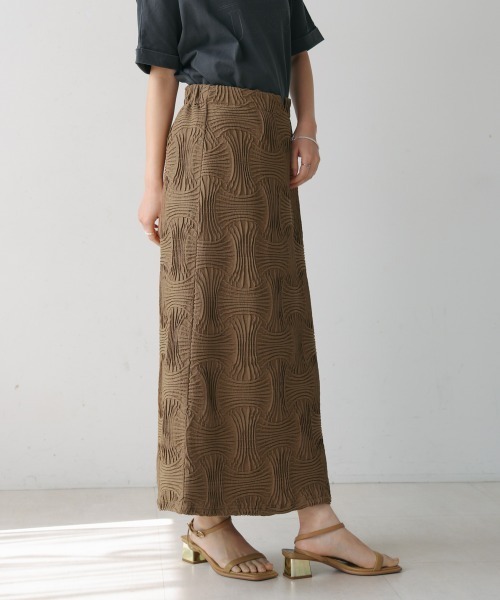 Bou Jeloud（ブージュルード）の「ジャガードナロースカート【WEB限定カラーあり】（スカート・レディース・ブラック/モカ・38）」の9枚目の写真