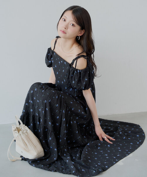 Chico（チコ）の「2wayスリーブフラワーロングワンピース（ワンピース