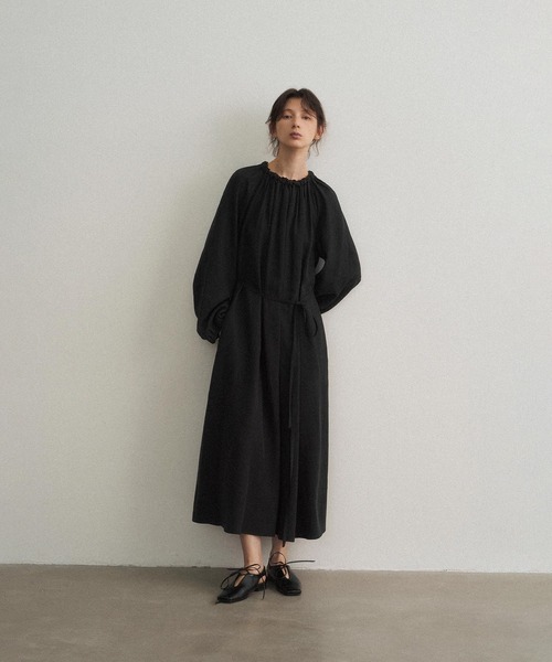 DECADE CLASSIC ギャザーネック ロングワンピース（ワンピース