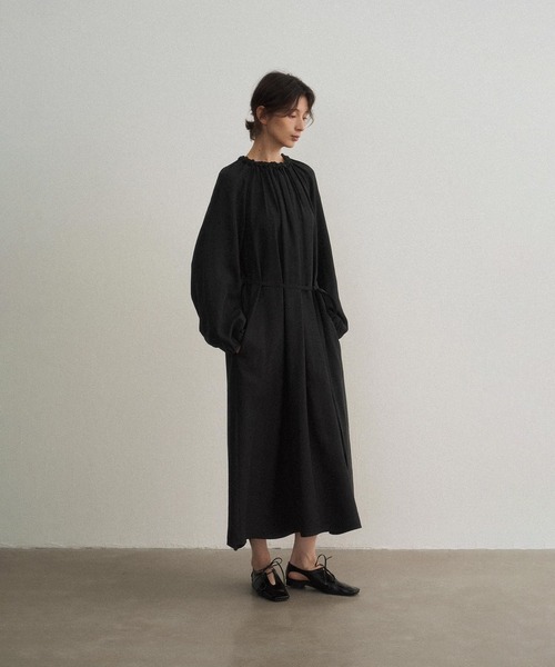 DECADE CLASSIC ギャザーネック ロングワンピース（ワンピース