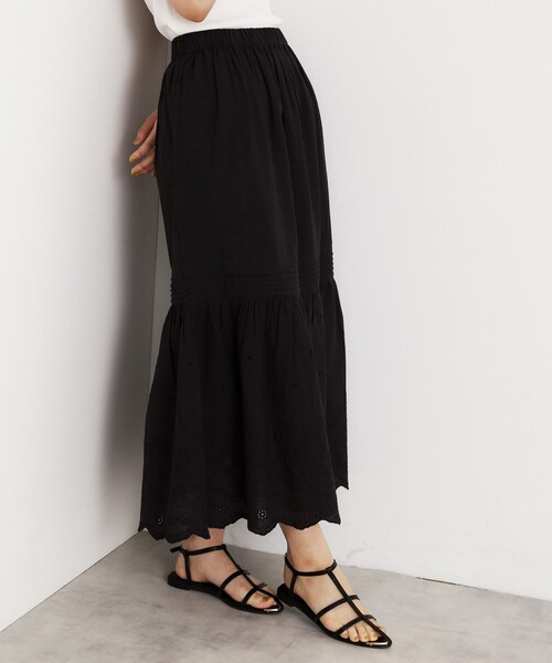 THE SHOP TK （ザ ショップ ティーケー ）の「スカラップ刺繍スカート【洗濯機OK】（スカート・レディース・オフホワイト/ブラック・99）」の7枚目の写真