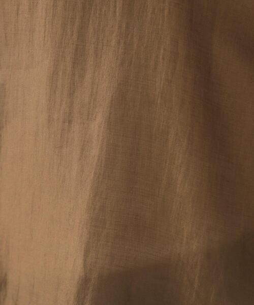 OPAQUE.CLIP（オペークドットクリップ）の「裾ドロストシアーショートシャツ【洗濯機洗い可】（シャツ/ブラウス・レディース・オレンジ/ダークブラウン/チャコールグレー・42/38/40）」の11枚目の写真