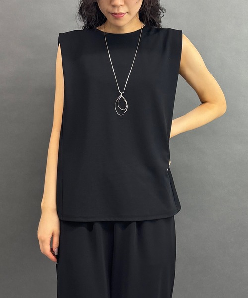 NICOLE white(ニコルホワイト)の「スリーブレスブラウス(シャツ/ブラウス・レディース・チャコール/ブラック/アイボリー・FREE)」の3枚目の写真