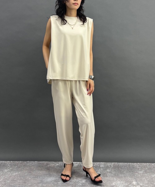 NICOLE white(ニコルホワイト)の「スリーブレスブラウス(シャツ/ブラウス・レディース・チャコール/ブラック/アイボリー・FREE)」の4枚目の写真