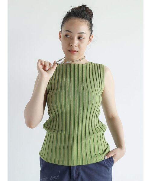 FIKA.(フィーカ)の「Wide rib sleeveless pullover(ニット/セーター・レディース・ライム/ダークブラウン/ベージュ/ネイビー・MEDIUM)」の3枚目の写真