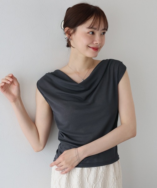 BLUEEAST(ブルーイースト)の「ドレープネックフレンチシアーTシャツ(Tシャツ/カットソー・レディース・ブラック/チャコールグレー/ホワイト・MEDIUM)」の5枚目の写真