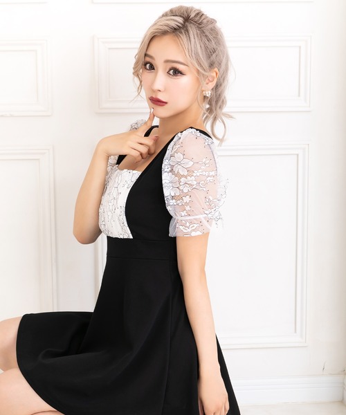 myMinette(マイミネット)の「キャバドレス ミニ フレア 半袖 サロペット風フラワーレースシースルーハイウエスト切替ドレス(ドレス・レディース・ホワイト×ブラック・LARGE/MEDIUM)」の2枚目の写真