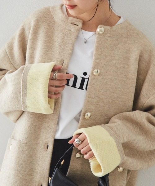 RANAN（ラナン）の「ゴールドボタン裏配色ニットジャケットカーディガン（カーディガン/ボレロ・レディース・オフホワイト/グレー/ベージュ/チャコール・M/L/LL）」の4枚目の写真