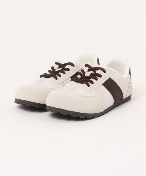 shoes365(シューズスリーシックスファイヴ)の「【SHOES 365】薄底スニーカー フラットシューズ(スニーカー・レディース・ベージュ/ブラック/チョコ・22.5cm/23.5cm/24.5cm/23.0cm/24.0cm/25.0cm)」の6枚目の写真