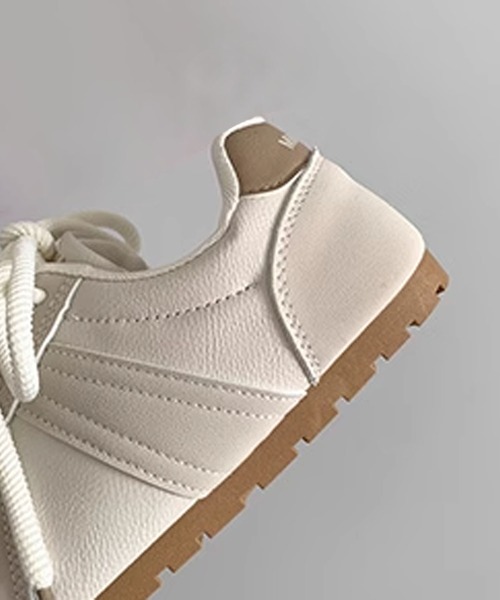 shoes365(シューズスリーシックスファイヴ)の「【SHOES 365】薄底スニーカー フラットシューズ(スニーカー・レディース・ベージュ/ブラック/チョコ・22.5cm/23.5cm/24.5cm/23.0cm/24.0cm/25.0cm)」の14枚目の写真