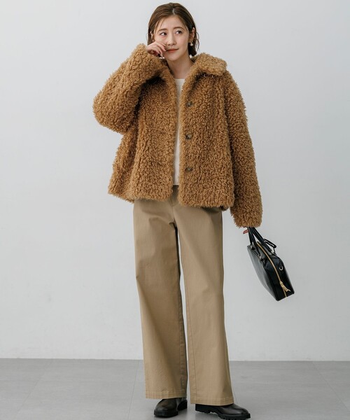 23区 L(ニジュウサンクオオキイサイズ)の「ストレッチギャバ チノ パンツ(チノパンツ・レディース・ベージュ系/カーキ/カーキ系・44/46/48/50)」の16枚目の写真