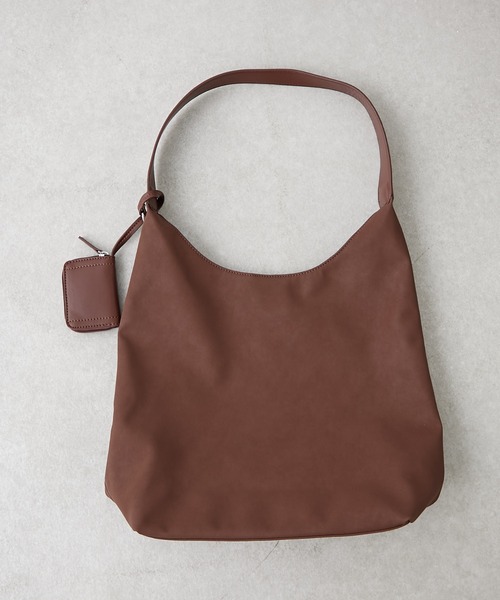 CIAOPANIC TYPY（チャオパニックティピー）の「ポーチチャーム付きA4サイズBAG（トートバッグ・レディース・ブラック/ダークブラウン/バーガンディー・ONE SIZE）」の14枚目の写真