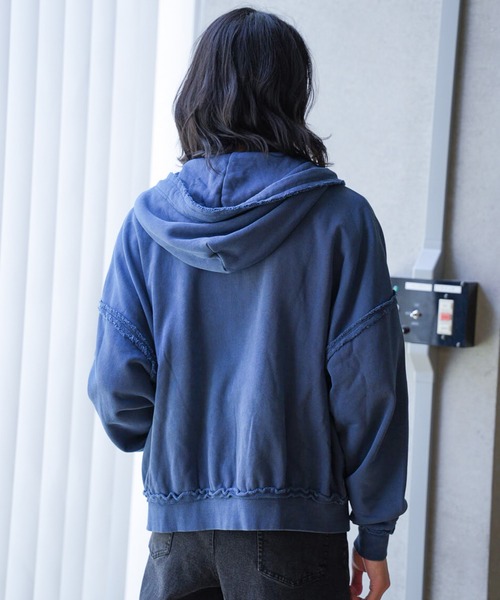 RATTLE TRAP(ラトルトラップ)の「カットオフピグメントコンパクトロゴパーカ(パーカー・メンズ・ブラック/グレー/ネイビー・S/M/L)」の19枚目の写真