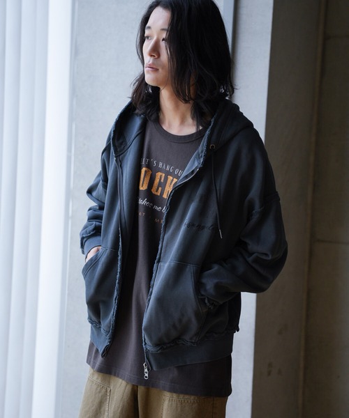 RATTLE TRAP(ラトルトラップ)の「カットオフピグメントコンパクトロゴパーカ(パーカー・メンズ・ブラック/グレー/ネイビー・S/M/L)」の7枚目の写真