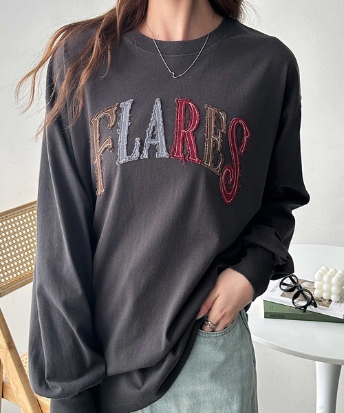 FIRST MOOD(ファーストムード)の「《FIRSTMOODコラボ》カラフルパッチロゴロンT(Tシャツ/カットソー・レディース・チャコール/オフホワイト・MEDIUM/LARGE)」の13枚目の写真