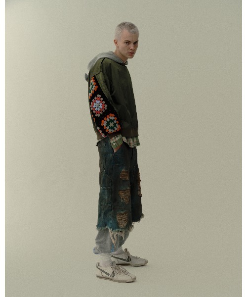 DISCOVERED（ディスカバード）の「DISCOVERED DOUBLE KNEE DENIM SHORTS（デニムパンツ・メンズ・インディゴブルー/ブラック・1/3）」の5枚目の写真