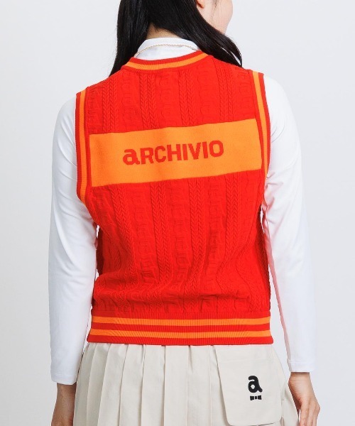 archivio(アルチビオ)の「<LADIES>ジャガードロゴケーブルニットベスト(ベスト・レディース・ホワイト/ブラック/レッド・S/M)」の8枚目の写真