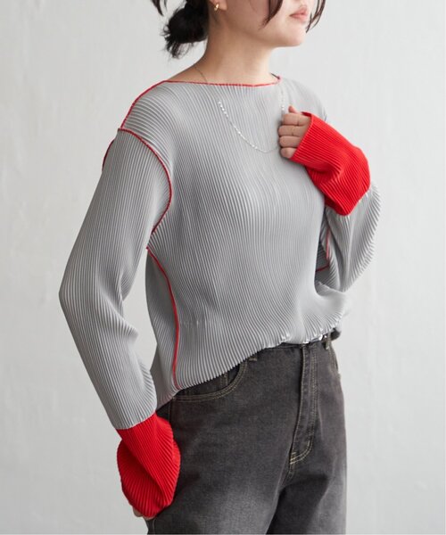 VENCEEXCHANGE(ヴァンスエクスチェンジ)の「プリーツ加工配色袖トップス(Tシャツ/カットソー・レディース・ブラウン/グレー/アイボリー/チャコール・FREE)」の19枚目の写真