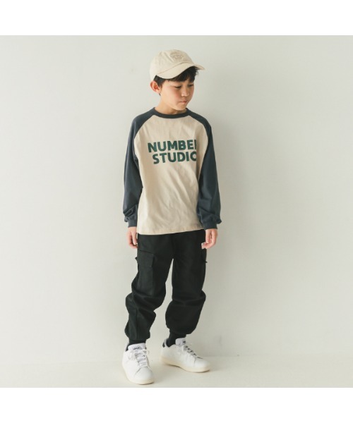 jeans-b（ジーンズベー）の「ジーンズベー NUMBER STUDIO　ロングTシャツ（Tシャツ/カットソー・キッズ・サンドベージュ/ベージュ/オフホワイト・140cm/150cm/160cm/130cm）」の5枚目の写真