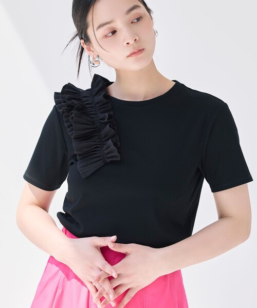 BIANCA（ビアンカ）の「【マルチシーン】ショルダープリーツギャザーT（Tシャツ/カットソー・レディース・ブラック/オフホワイト・38）」の2枚目の写真