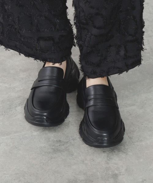 NICAL（ニカル）の「【NICAL】【本革】ボリュームソールローファー/554310（ローファー・レディース・パープル/ガンメタ/ブラック・23.5cm/22.5cm/22.0cm/25.0cm/24.0cm/23.0cm/25.5cm/24.5cm）」の22枚目の写真