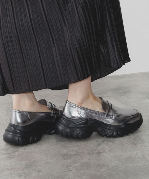 NICAL（ニカル）の「【NICAL】【本革】ボリュームソールローファー/554310（ローファー・レディース・パープル/ガンメタ/ブラック・23.5cm/22.5cm/22.0cm/25.0cm/24.0cm/23.0cm/25.5cm/24.5cm）」の16枚目の写真