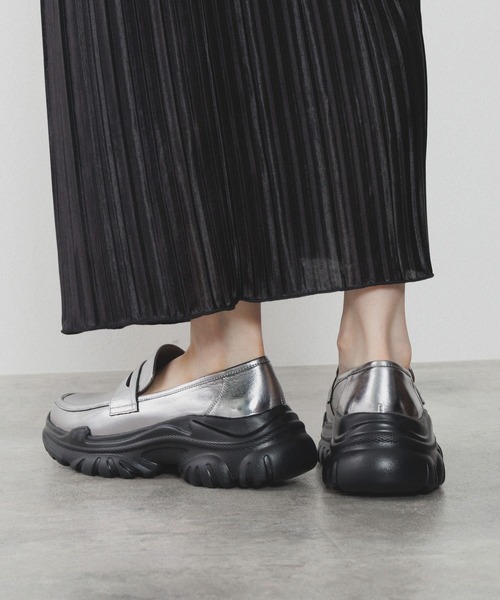 NICAL（ニカル）の「【NICAL】【本革】ボリュームソールローファー/554310（ローファー・レディース・パープル/ガンメタ/ブラック・23.5cm/22.5cm/22.0cm/25.0cm/24.0cm/23.0cm/25.5cm/24.5cm）」の17枚目の写真