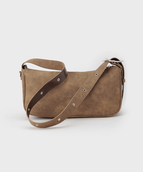 tk.TAKEO KIKUCHI(ティーケータケオキクチ)の「ダブルポケットショルダーバッグ(ショルダーバッグ・メンズ・ブラック/ブラウン系1・00)」の5枚目の写真