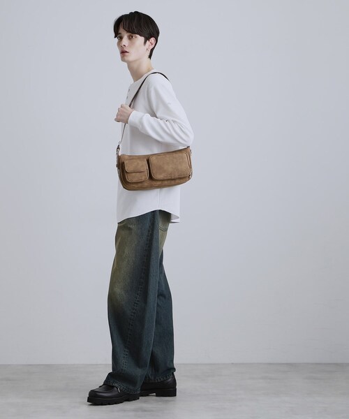 tk.TAKEO KIKUCHI(ティーケータケオキクチ)の「ダブルポケットショルダーバッグ(ショルダーバッグ・メンズ・ブラック/ブラウン系1・00)」の17枚目の写真