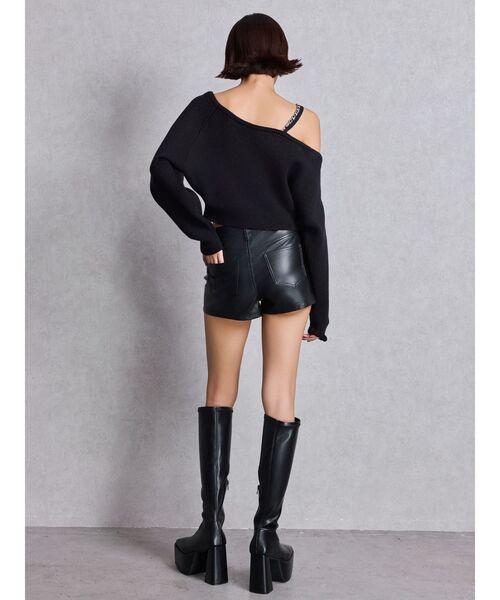 GYDA（ジェイダ）の「Symmetry GYDAワンショルチェーンニットトップス（ニット/セーター・レディース・ブラック/オフホワイト・FREE）」の11枚目の写真