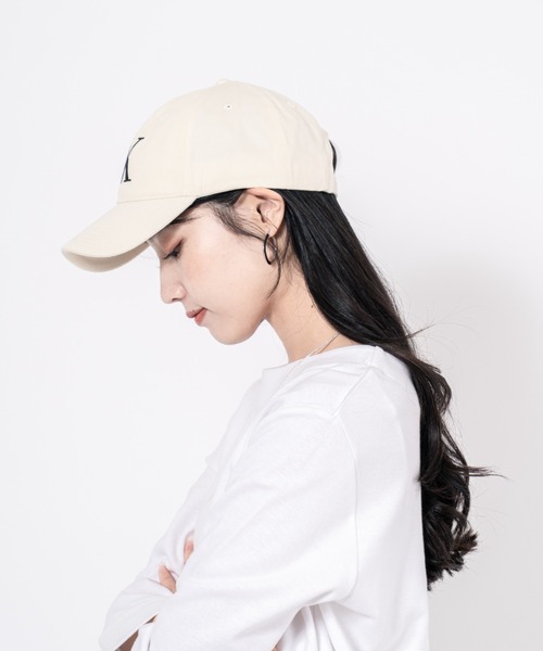 Calvin Klein(カルバン・クライン)の「【CALVIN KLEIN】キャップ 帽子 ベースボールキャップ ユニセックス(キャップ・レディース・アイボリー/ブラック・FREE)」の9枚目の写真