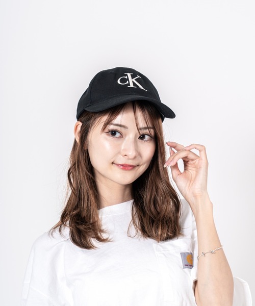 Calvin Klein(カルバン・クライン)の「【CALVIN KLEIN】キャップ 帽子 ベースボールキャップ ユニセックス(キャップ・レディース・アイボリー/ブラック・FREE)」の13枚目の写真