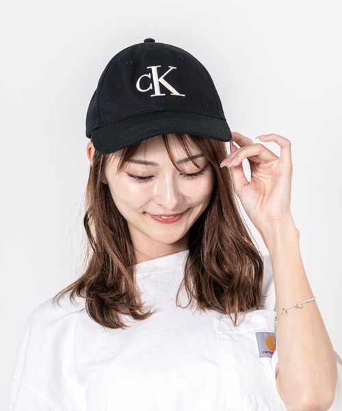 Calvin Klein(カルバン・クライン)の「【CALVIN KLEIN】キャップ 帽子 ベースボールキャップ ユニセックス(キャップ・レディース・アイボリー/ブラック・FREE)」の15枚目の写真