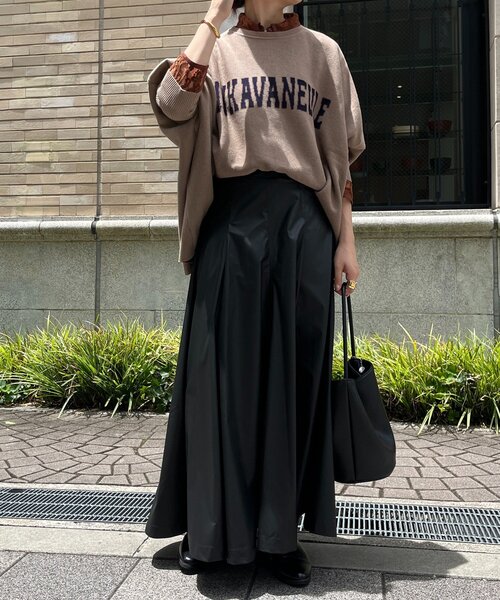 DouDou（ドゥドゥ）の「インターシャロゴポンチョニット（ニット/セーター・レディース・ライトグレー/オフホワイト/モカ/ブラック・FREE）」の8枚目の写真