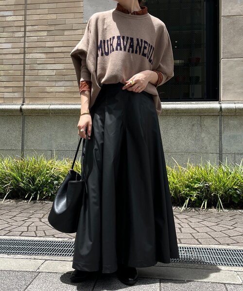 DouDou（ドゥドゥ）の「インターシャロゴポンチョニット（ニット/セーター・レディース・ライトグレー/オフホワイト/モカ/ブラック・FREE）」の10枚目の写真