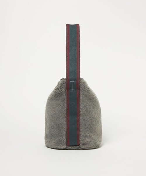 folna(フォルナ)の「【別注】<Folna>フェイクムートン ワンショルダーバッグ(ショルダーバッグ・レディース・グレー/モカ・FREE)」の19枚目の写真