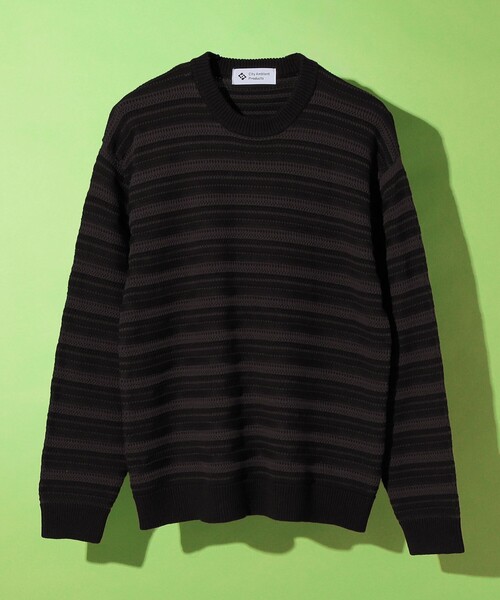 City Ambient Products（シティアンビエントプロダクツ）の「City Ambient Products: 〈手洗い可能〉7ゲージ ランダム ボーダー クルーネック ニット（ニット/セーター・メンズ・ネイビー/ブラック/グレー・MEDIUM/SMALL/LARGE）」の2枚目の写真