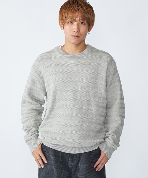 City Ambient Products（シティアンビエントプロダクツ）の「City Ambient Products: 〈手洗い可能〉7ゲージ ランダム ボーダー クルーネック ニット（ニット/セーター・メンズ・ネイビー/ブラック/グレー・MEDIUM/SMALL/LARGE）」の4枚目の写真