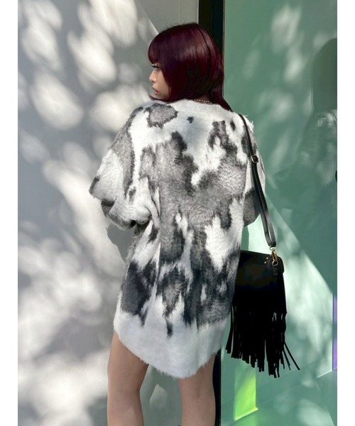 EVRIS（エヴリス）の「アニマルシャギーオーバーサイズニットトップス（ニット/セーター・レディース・ネイビー/グレー/ブラック/ホワイト・FREE）」の11枚目の写真