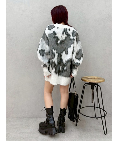 EVRIS（エヴリス）の「アニマルシャギーオーバーサイズニットトップス（ニット/セーター・レディース・ネイビー/グレー/ブラック/ホワイト・FREE）」の7枚目の写真