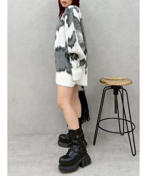 EVRIS（エヴリス）の「アニマルシャギーオーバーサイズニットトップス（ニット/セーター・レディース・ネイビー/グレー/ブラック/ホワイト・FREE）」の6枚目の写真